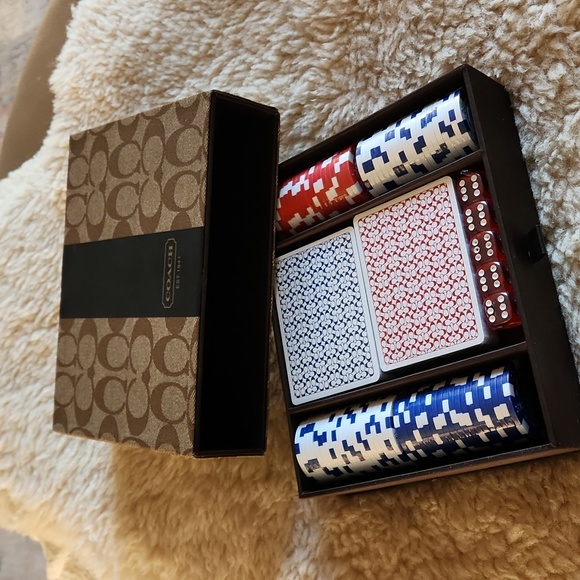 Awesome NWOT Coach Poker Set In Storage Chest 🎲♣️♠️ - Picture 14 of 15